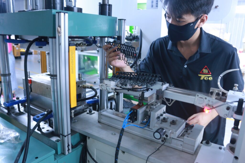 Máy móc thiết bị TCC